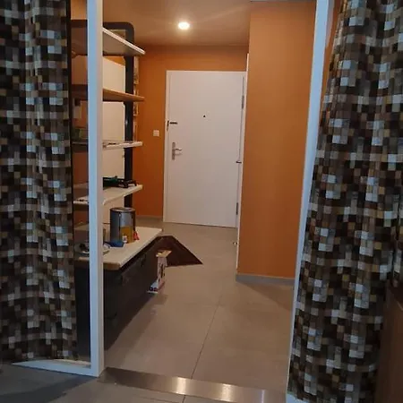 Superbe Appartement Equipe Dans Une Nouvelle Residence Apartmán